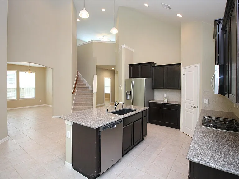 6418 Burgess Heights Ln — Photo 5