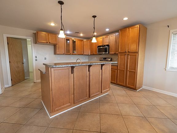 2nd image of 2883 Gary Brewer Rd
