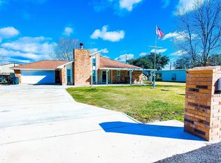 15341 Dale Dell Rd, Hamshire, TX 77622