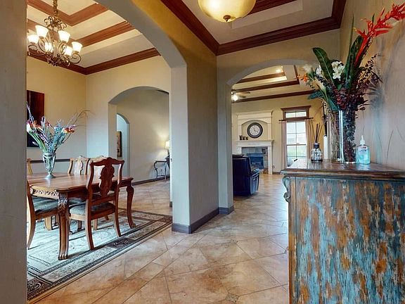 4th image of 8355 Glen Rose Cir
