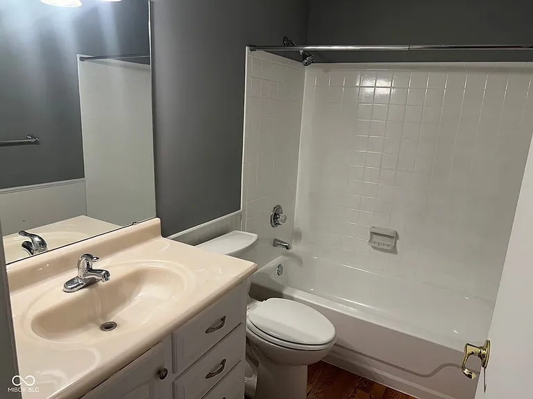 7890 Benjamin Dr — Photo 13