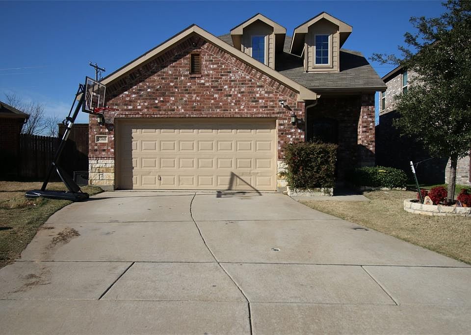 1st image of 5568 Thunder Bay Dr