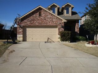 5568 Thunder Bay Dr, Fort Worth, TX 76119