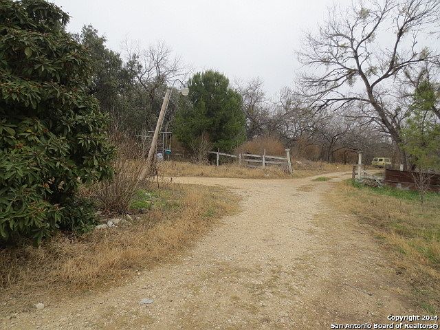 2nd image of 210 E COUNTY ROAD 674
