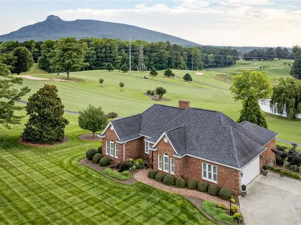 232 Stone Haven Dr, Pilot Mountain, NC 27041