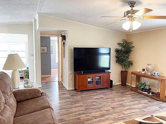 3rd image of 25798 Buttercup Ct #L-125
