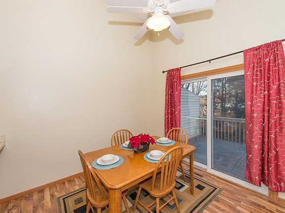 4th image of 1046 Aston Cir