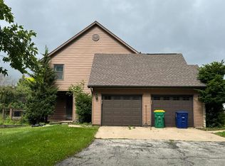 150 Bedford Rd, Green Bay, WI 54311