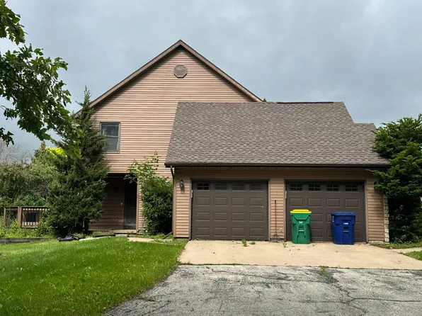 150 Bedford Rd, Green Bay, WI 54311