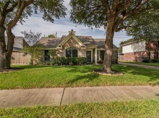 5307 Spring Circle Dr, Pearland, TX 77584
