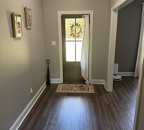 Front Entrance/Foyer