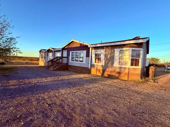 183 Canal Dr, Eagle Pass, TX 78852