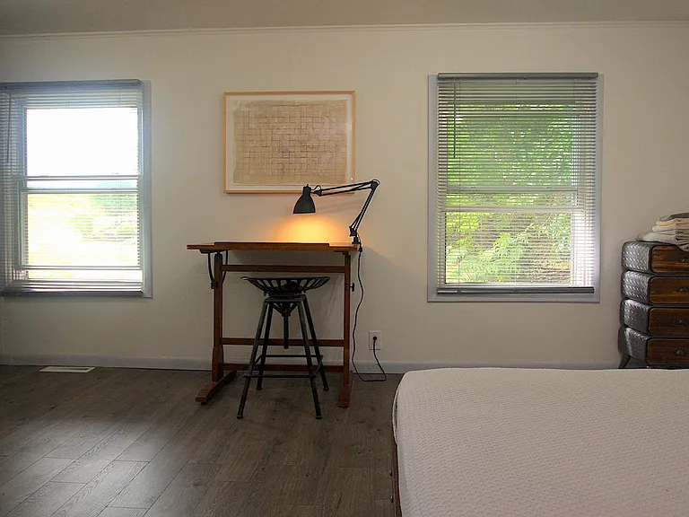 5377 Bates Rd — Photo 7