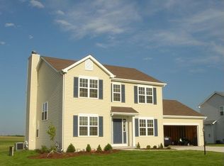 N8036 Preserve Park Dr, Ixonia, WI 53036