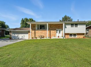 126 S Liverpool Rd, Hobart, IN 46342