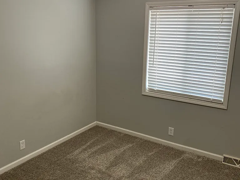 15724 O Cir — Photo 13
