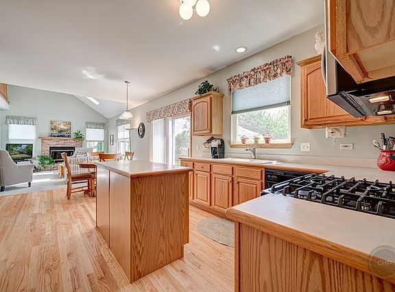 3rd image of 11461 S Preakness Dr
