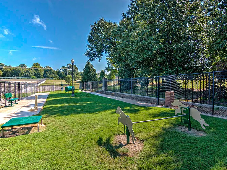 Mansions at Riverside — Photo 10