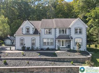 386 Shawnee Valley Dr, East Stroudsburg, PA 18302