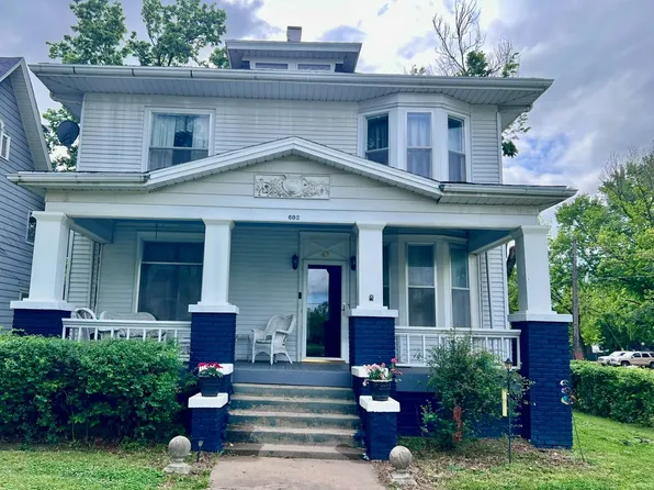 602 S Spruce St, Coffeyville, KS 67337