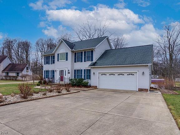3rd image of 1227 Glenoak Dr
