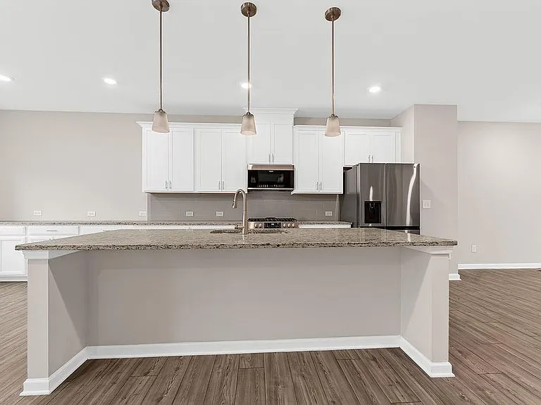 2247 Pink Hawthorn Dr — Photo 11
