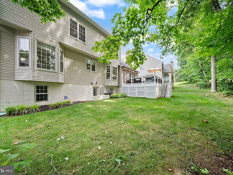 5667 Lonesome Dove Ct — Photo 80