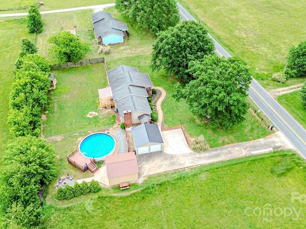 311 Lambs Grill Rd, Rutherfordton, NC 28139