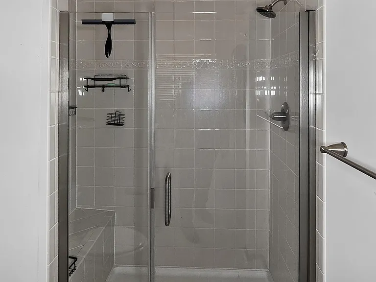 5363 S Center Dr — Photo 23