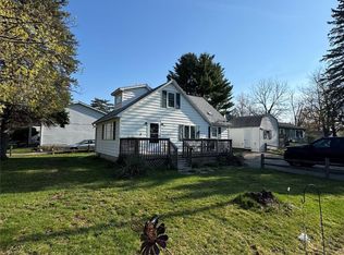 305 E Rolfe, Perry, MI 48872