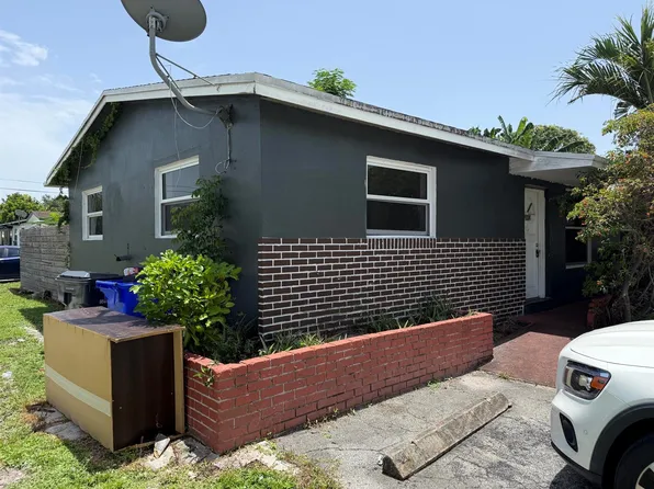 5900 Garfield St #E, Hollywood, FL 33021