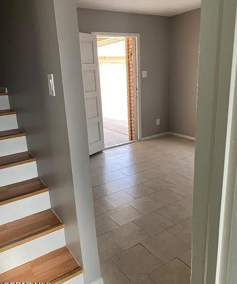 6925 Escondido Dr #A — Photo 21