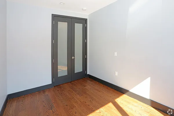 Rented by Brooklyn Group | media 11