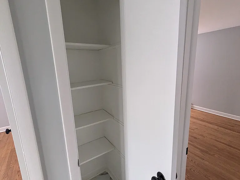 6212 W Montrose Ave #1R — Photo 19