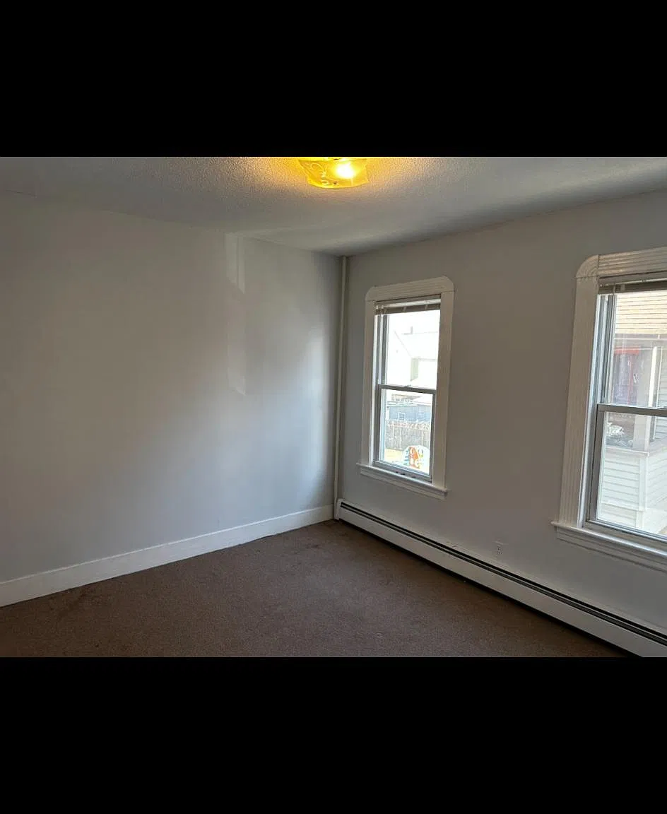 2 bed, 1300 sqft, $1,650 — Photo 4