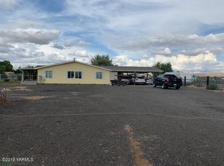 5231 S Lateral A Rd, Wapato, WA 98951