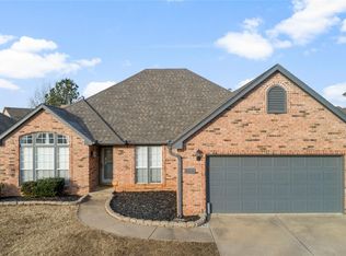 506 N Douglas St, Jenks, OK 74037