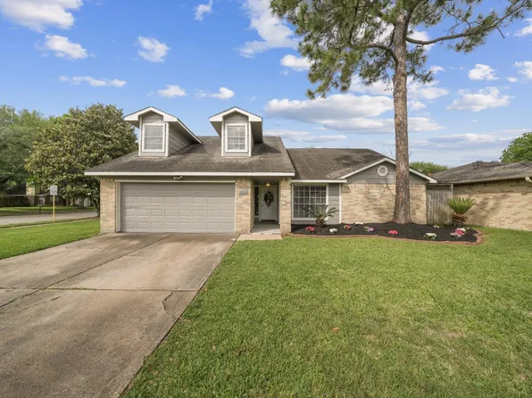 16826 Cobble Ridge Dr, Sugar Land, TX 77498