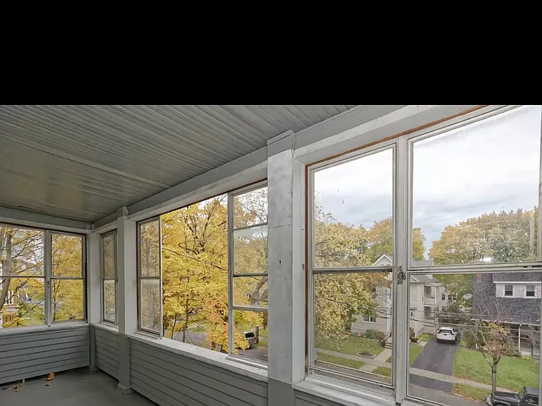 876 Warren St #2 — Photo 19