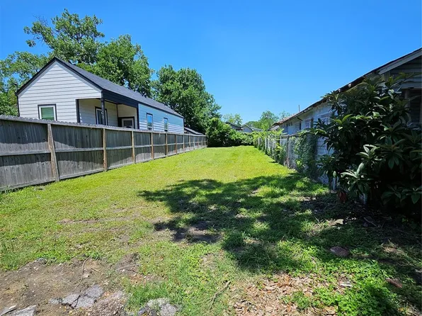 7709 Avenue E, Houston, TX 77012