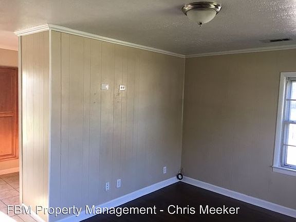 4th image of 1317 Wescott St