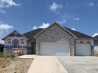 3026 E Heritage St, Republic, MO 65738