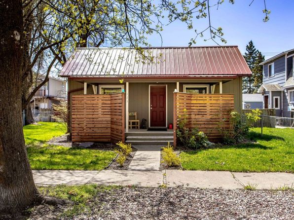 111 6th Ave W, Polson, MT 59860