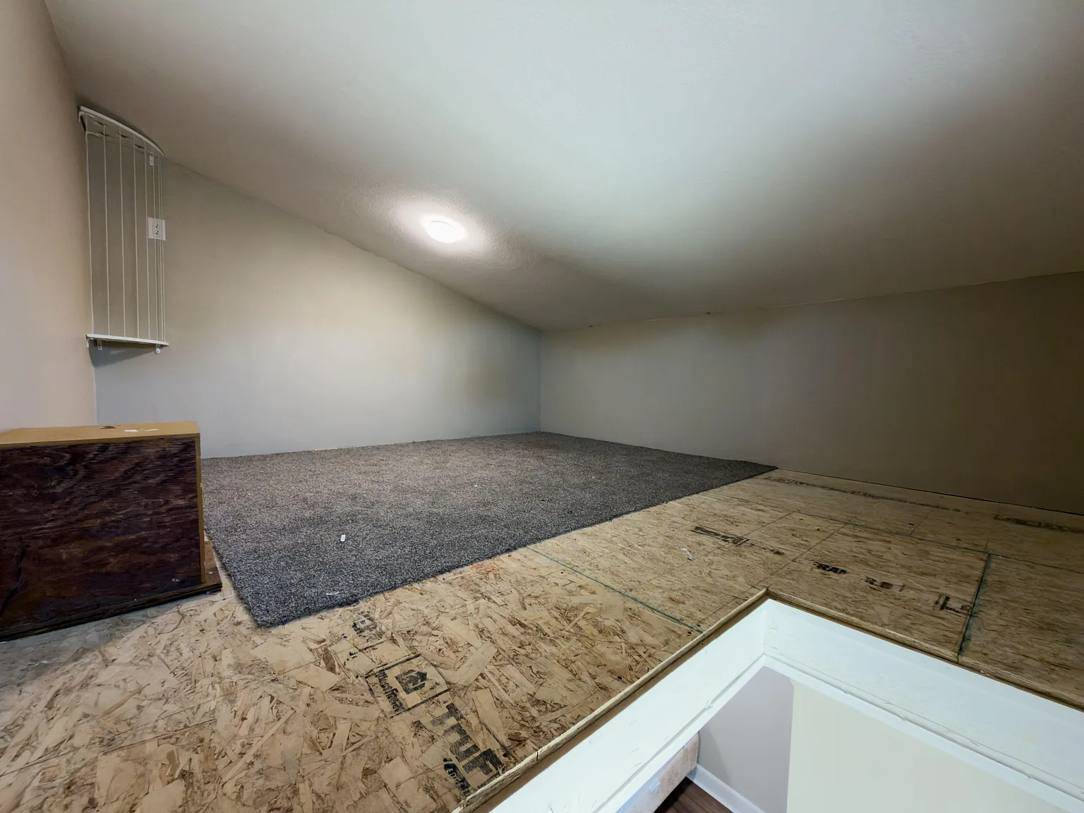 4 bed, 3.0 bath, 2500 sqft, $1,135 — Photo 2