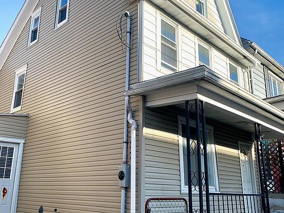 2nd image of 321 E Union St