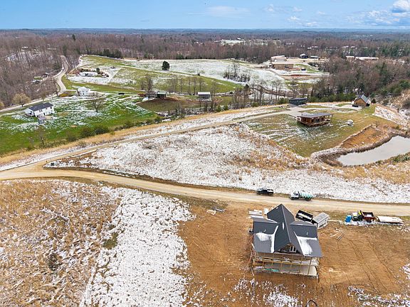 5th image of 107 Shawnee Run