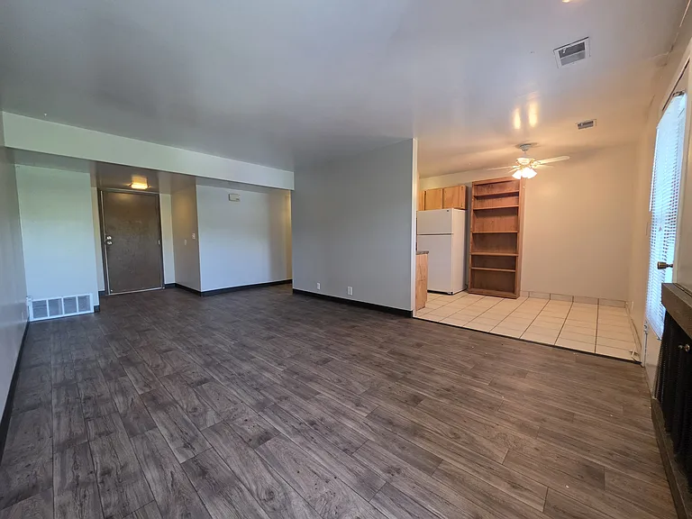 587 S Elizabeth St #308 — Photo 4