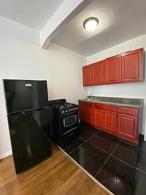 Rented by The Brokerage Group LLC | media 11