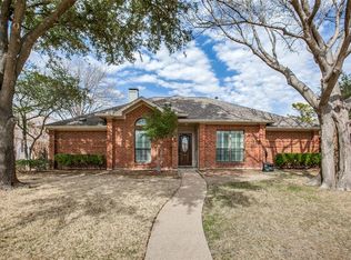 2509 Richoak Dr, Garland, TX 75044