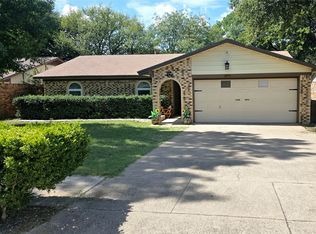 2724 Muse St, Fort Worth, TX 76112